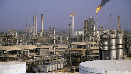 Le Nigeria, premier producteur de pétrole en Afrique, a salué vendredi l'accord "historique" de l'OPEP visant à réduire la production de brut et s'est engagé à diminuer sa production