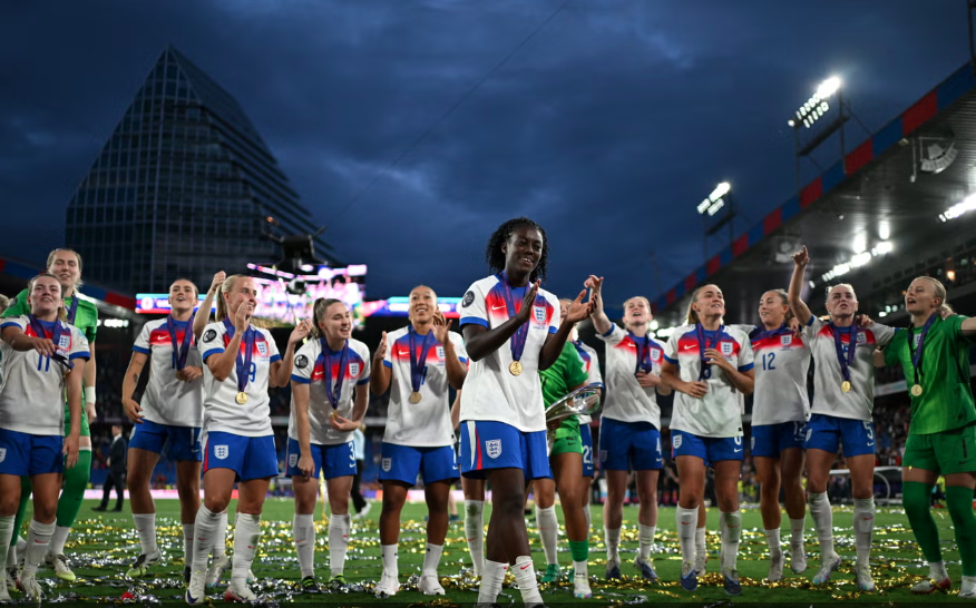Euro Dames 2025: L'Angleterre et ses Africaines dominent les Championnes du monde d'Espagne