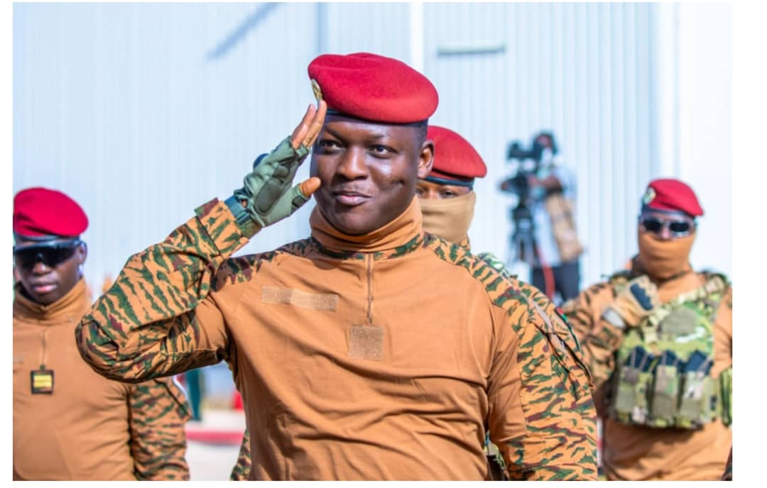 Fêtes d'indépendance 2025: Abidjan et Ouaga dans un chassé-croisé