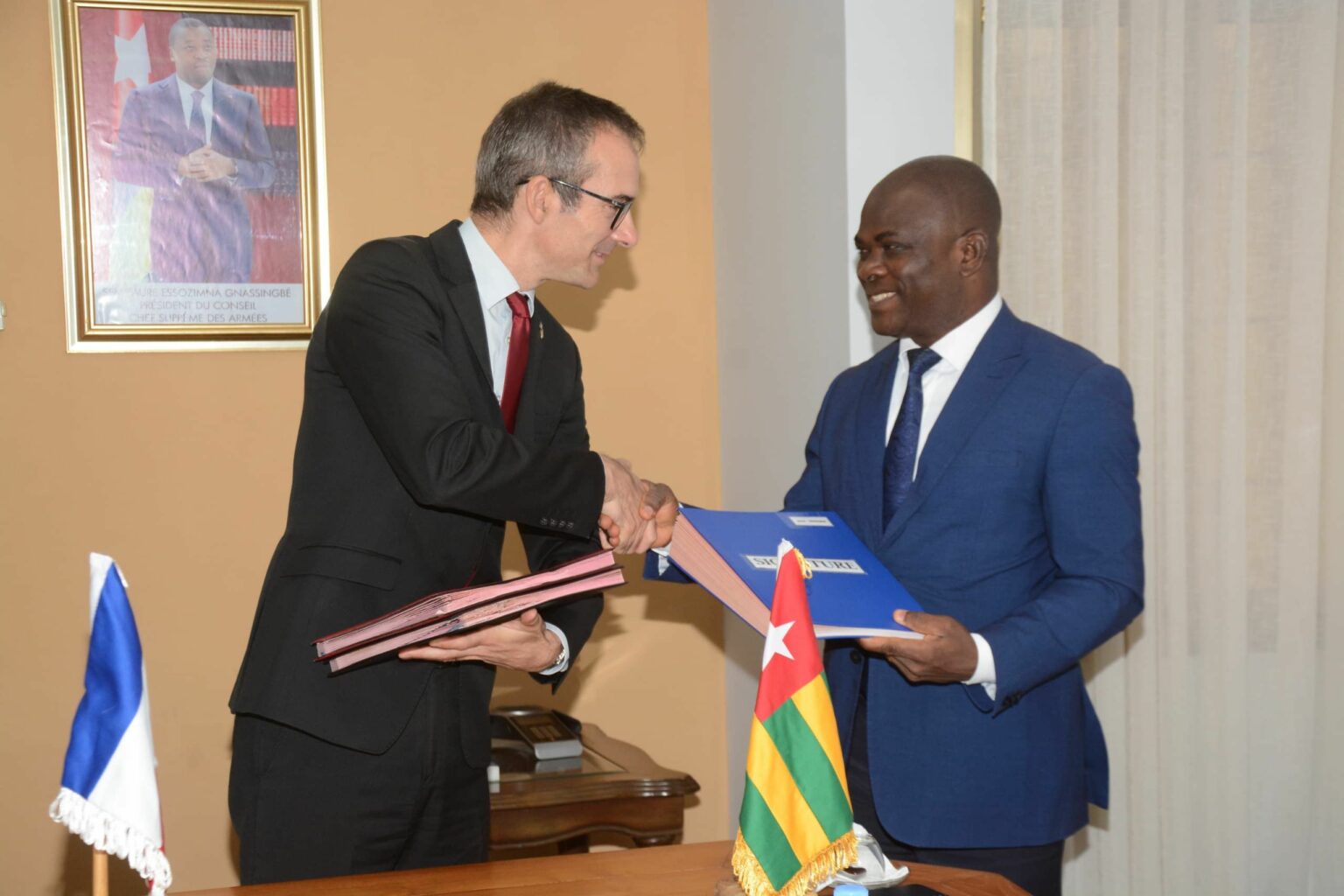 La France appuie la réforme structurante des soins sanitaires au Togo et la formation