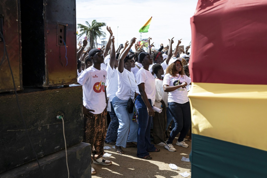Des partisans du "oui" au référendum constitutionnel en Guinée