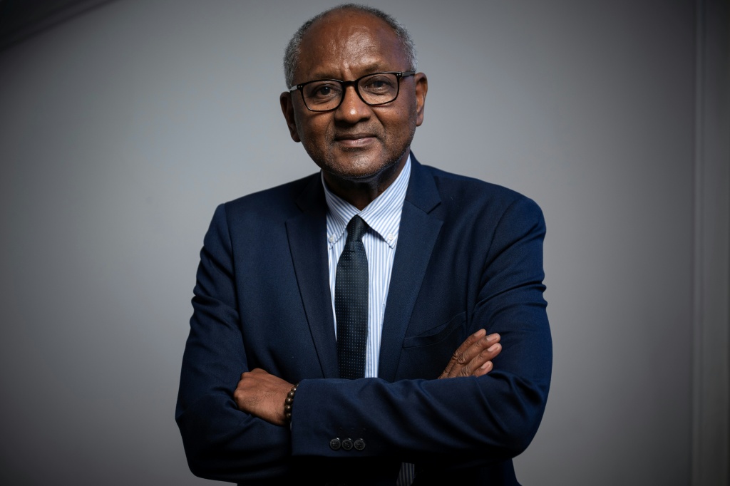 Le diplomate congolais Firmin Edouard Matoko à Paris le 26 septembre 2025.