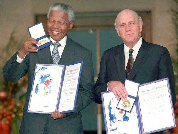Nelson Mandela & Frederik de Klerk (Afrique du Sud)