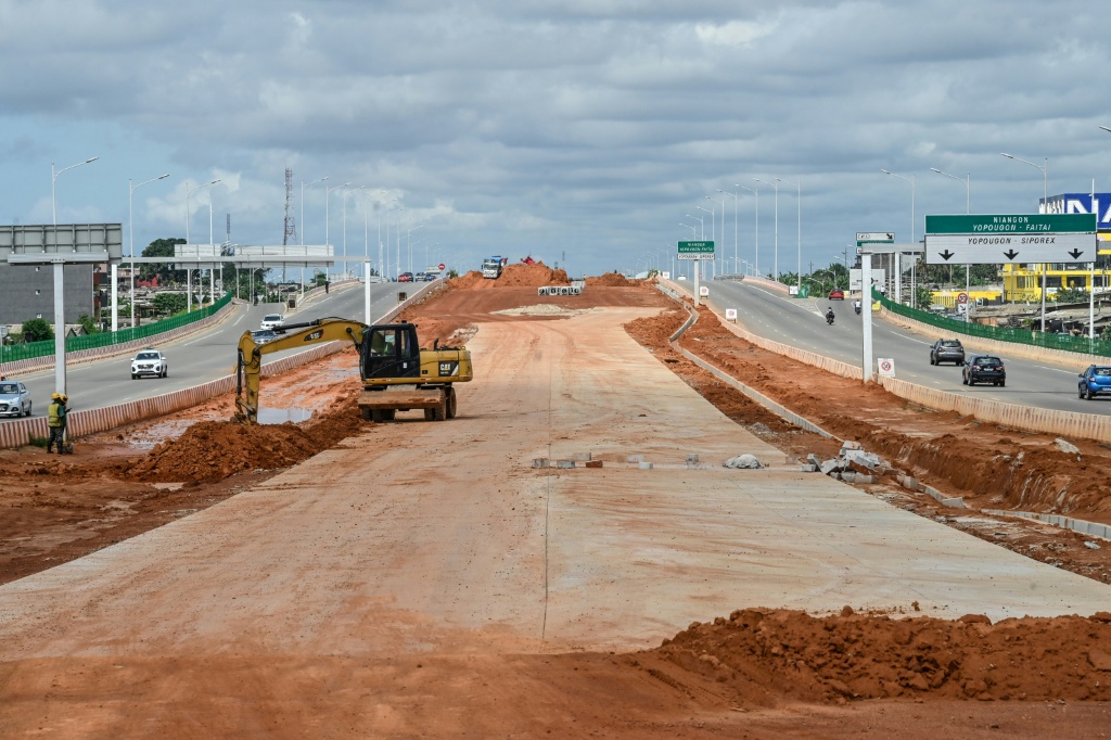 Un chantier de construction dans le quartier de Yopougon, à Abidjan, le 2 octobre 2025.