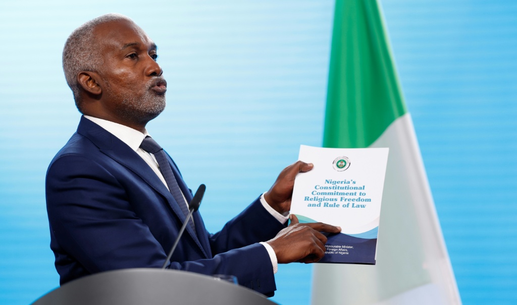 Le ministre nigérian des Affaires étrangères Yusuf Tuggar lors d'un point presse à Berlin le 4 novembre 2025.