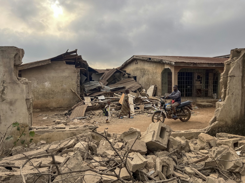 Photo de maisons détruites à Offa, dans l'Etat de Kwara, le 25 décembre 2025.