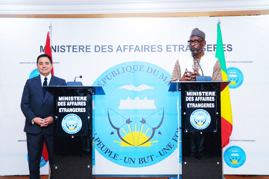 Abdoulaye Diop et son pair Nasser Bourita ce 10 avril à Bamako