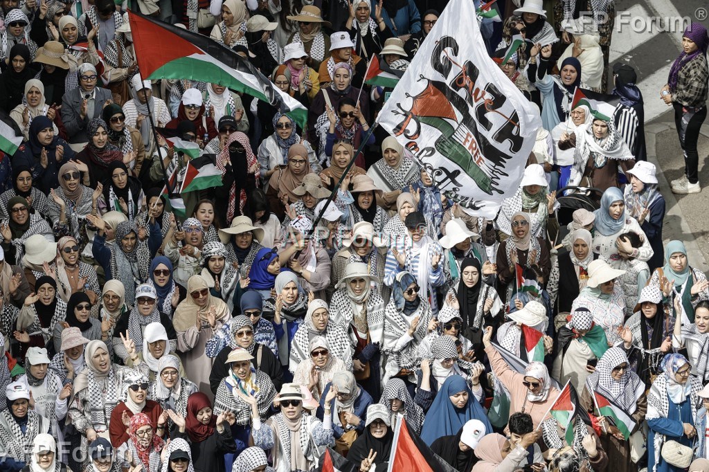 Manifestation à Rabat en soutien aux Palestiniens et contre une récente loi israélienne sur la peine de mort, le 19 avril 2026 à Rabat.