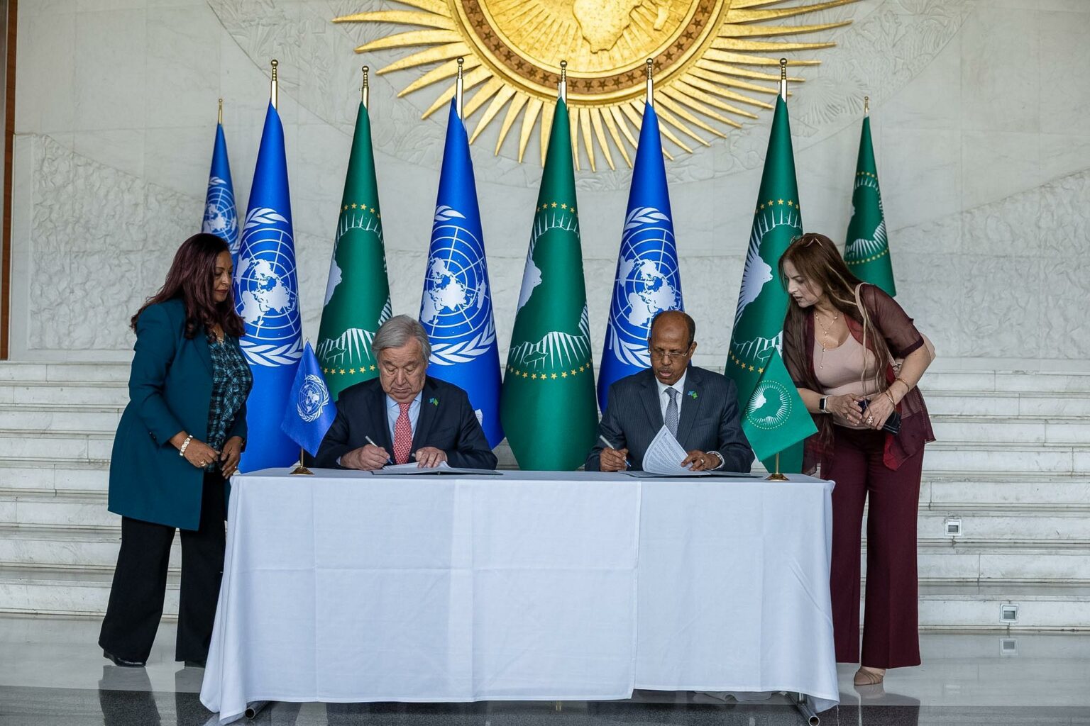 Les patrons de l'UA et de l'ONU détaillent les causes extérieures à l'Afrique de survivance de plusieurs conflits 