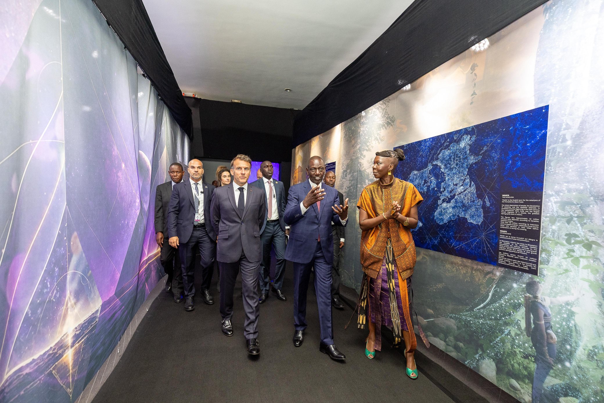 Emmanuel Macron et W. Ruto ce 11 mai à Nairobi, en marge de 'l'ouverture du Sommet Africa Forward 2026' (photo, Présidence du Kenya).