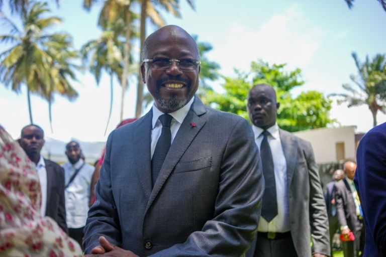 L'opposant gabonais Alain-Claude Bilie By Nze, à Libreville, le 14 avril 2025.