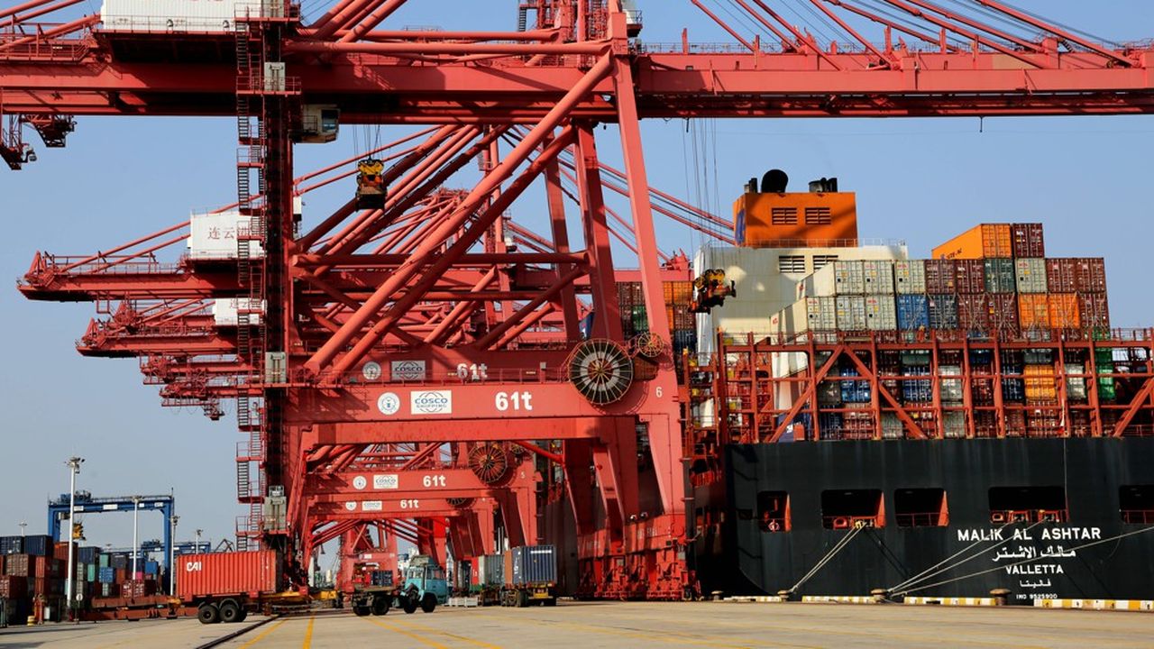 Containers to be exported are loaded onto a container ship at Lianyungang Port in Lianyungang City, east China's Jiangsu Province on November 8th, 2019. China's foreign trade registered stable growth in the first 10 months of 2019 with more opening-up measures to follow in the near future. The country's foreign trade volume expanded 2.4 percent year-on-year to 25.63 trillion yuan (.67 trillion) in the period, with exports up 4.9 percent and imports down 0.4 percent, the General Administration of Customs (GAC) said Friday (November 8th, 2019). (Photo by Wang Chun/Costfoto/Sipa USA).